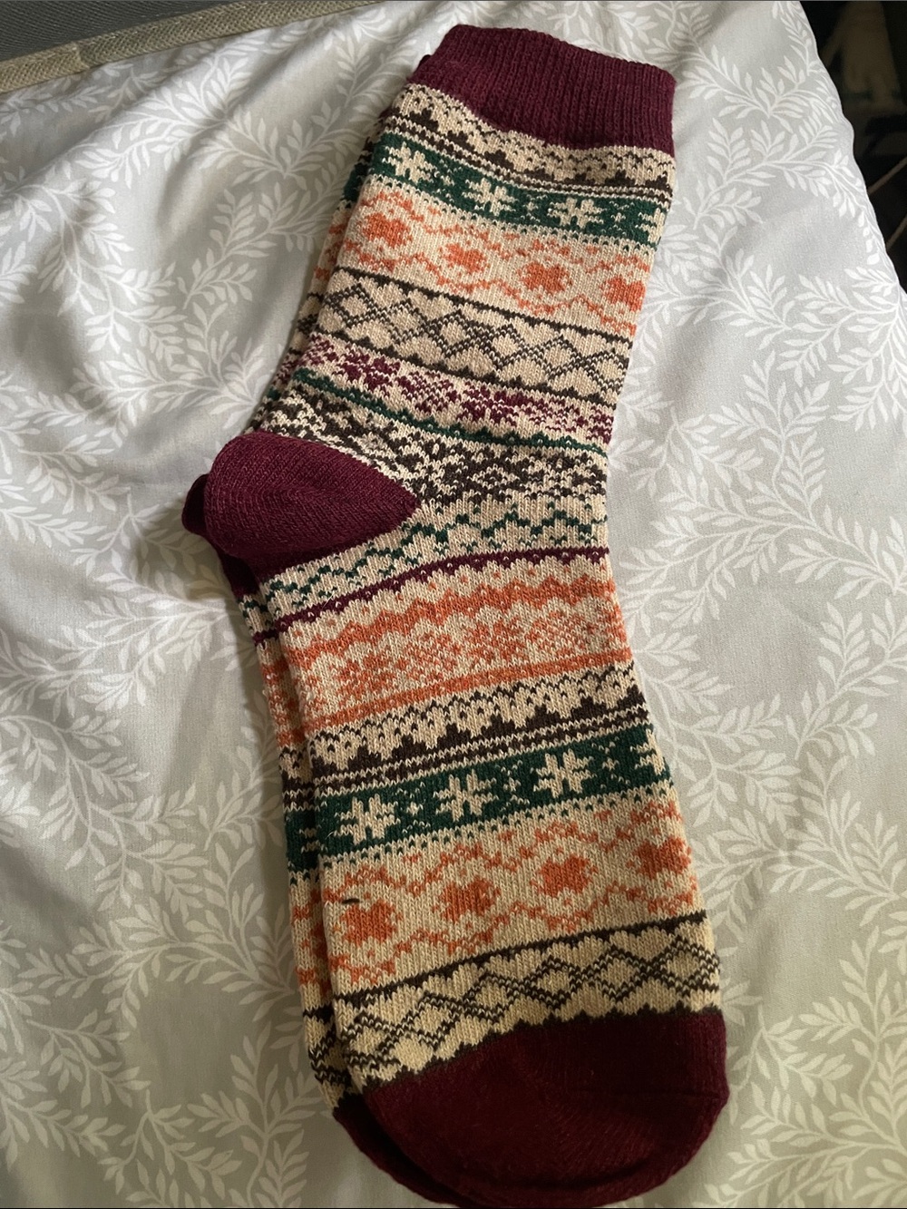 Women's Patterned Crew Socks - Burgundy & Multi